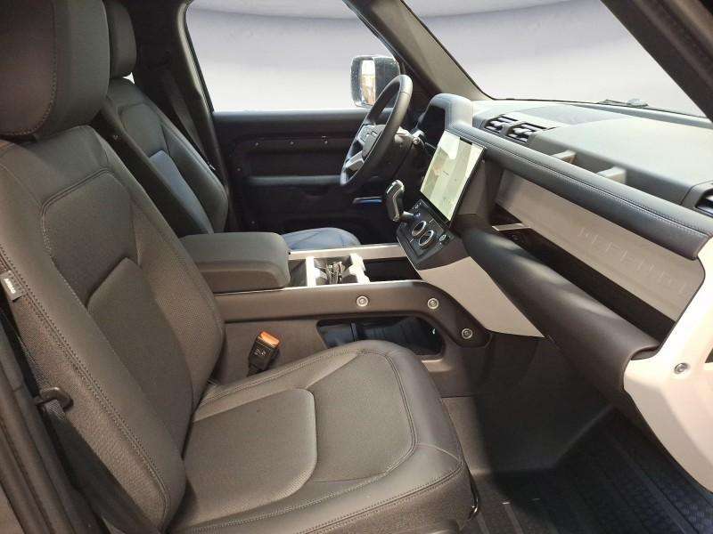 Fahrzeugbild eines Land Rover Defender