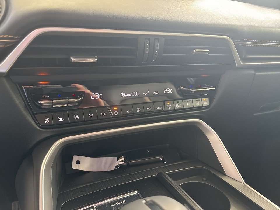 Fahrzeugbild eines Mazda CX-80