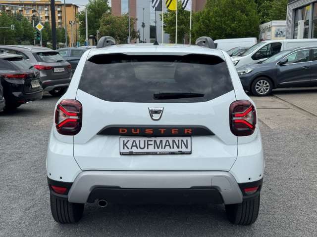 Fahrzeugbild eines Dacia Duster