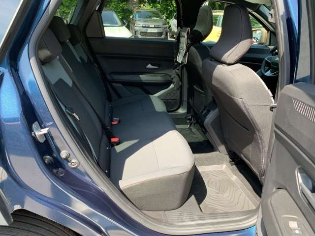 Fahrzeugbild eines Dacia Bigster