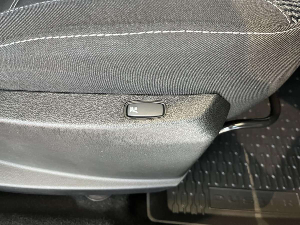 Fahrzeugbild eines Dacia Duster