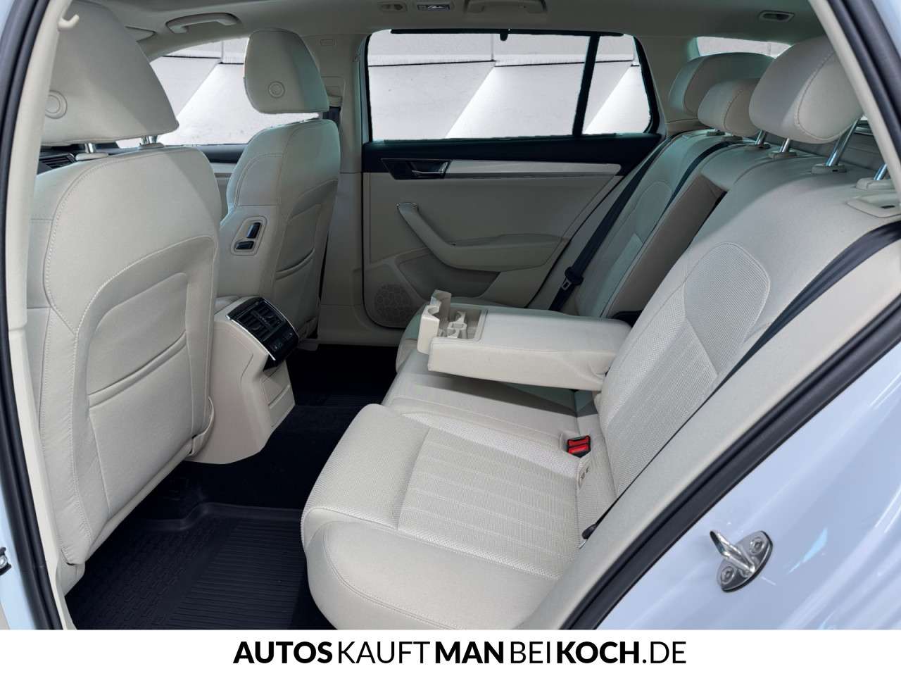 Fahrzeugbild eines Skoda Superb