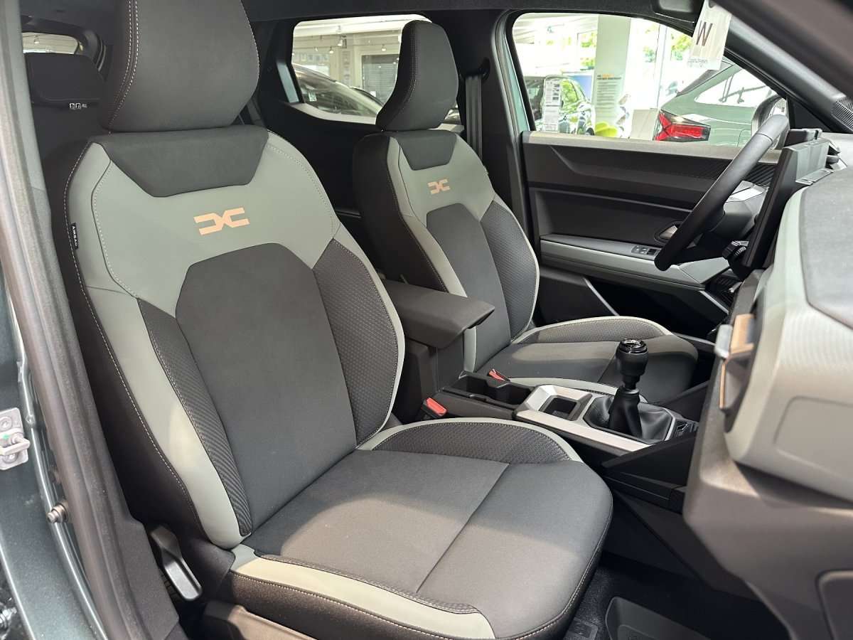Fahrzeugbild eines Dacia Duster