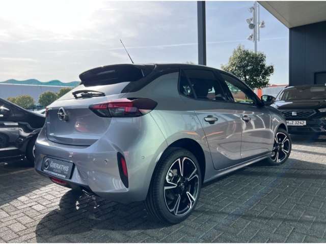 Fahrzeugbild eines Opel Corsa