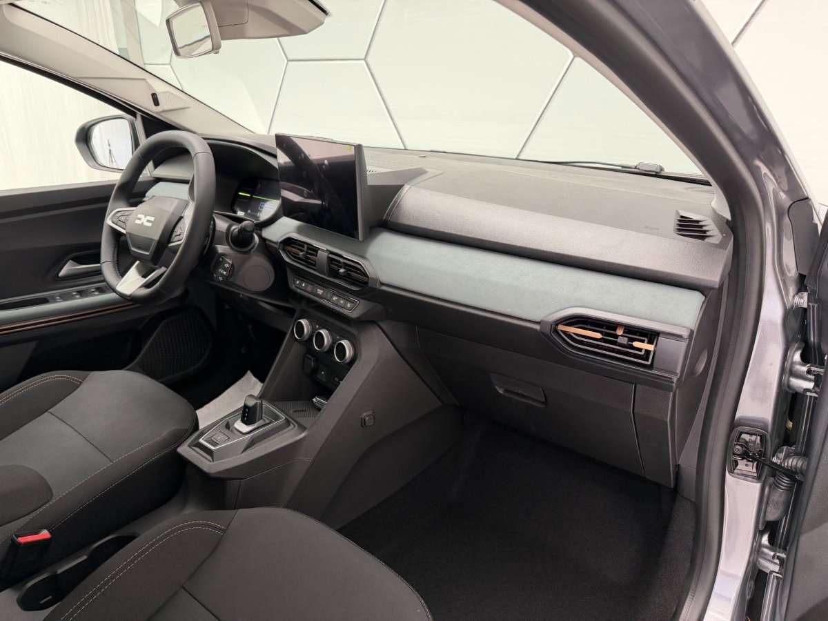 Fahrzeugbild eines Dacia Sandero