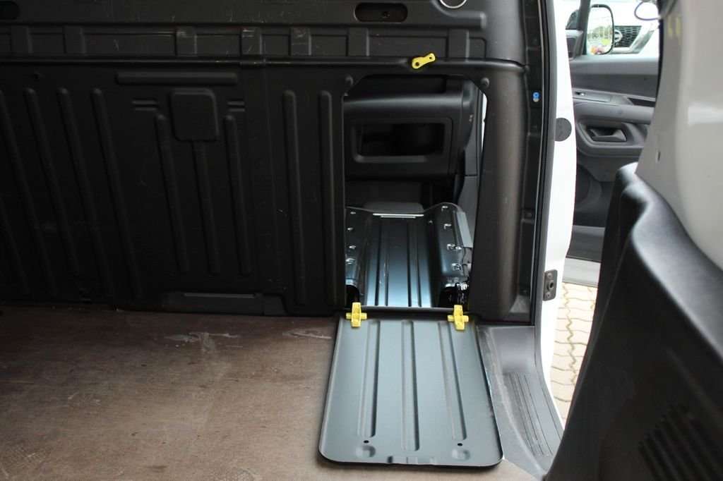 Fahrzeugbild eines Toyota Proace City