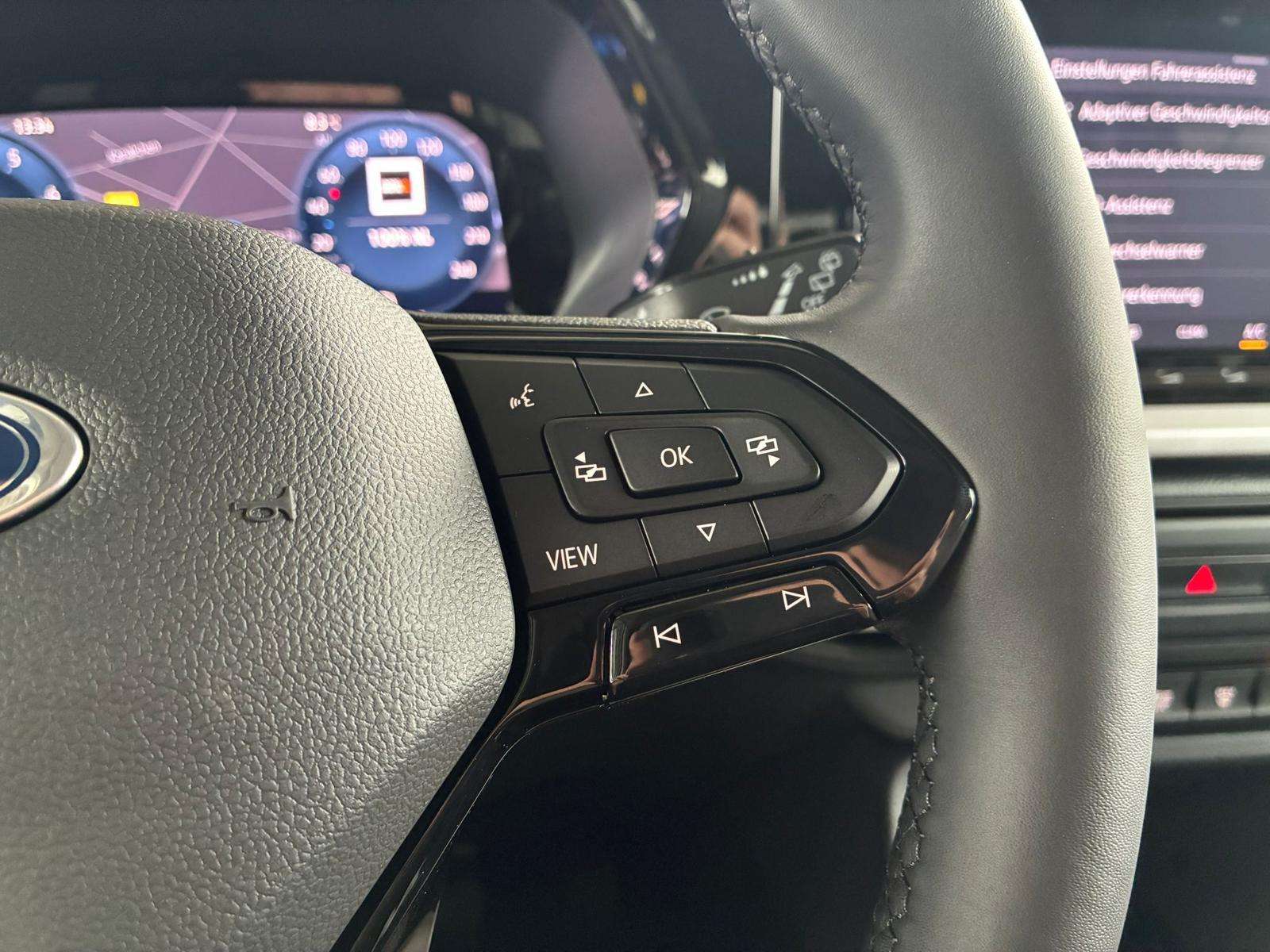 Fahrzeugbild eines Ford Grand Tourneo