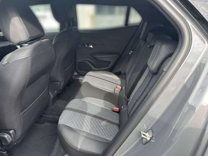 Fahrzeugbild eines Peugeot 2008