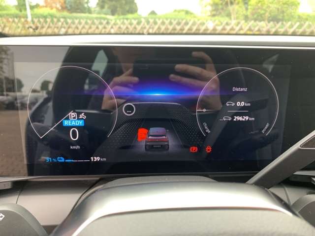 Fahrzeugbild eines Renault Megane E-TECH