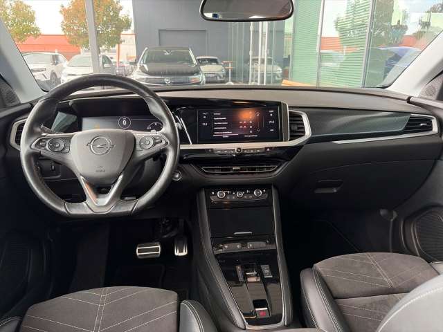Fahrzeugbild eines Opel Grandland X