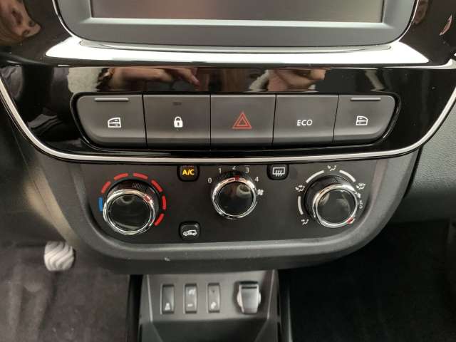 Fahrzeugbild eines Dacia Spring