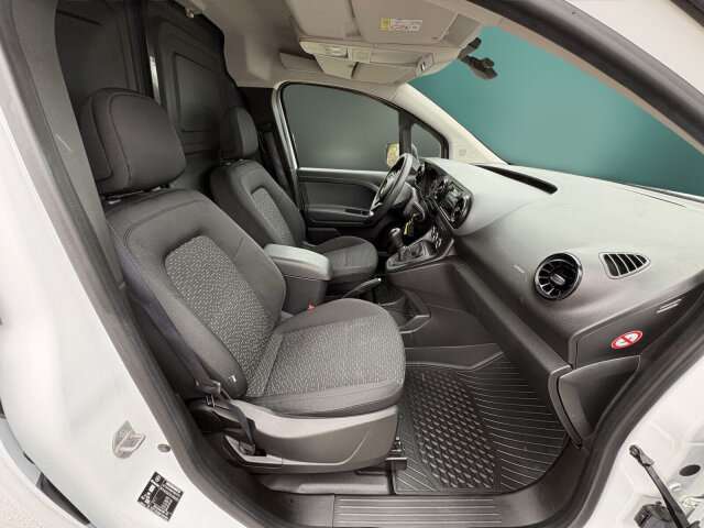 Fahrzeugbild eines Mercedes-Benz Citan
