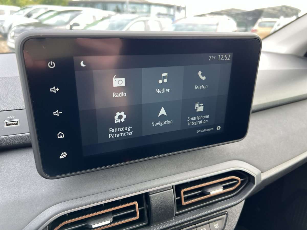 Fahrzeugbild eines Dacia Jogger