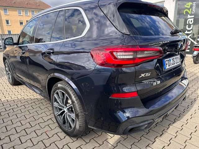 Fahrzeugbild eines BMW X5