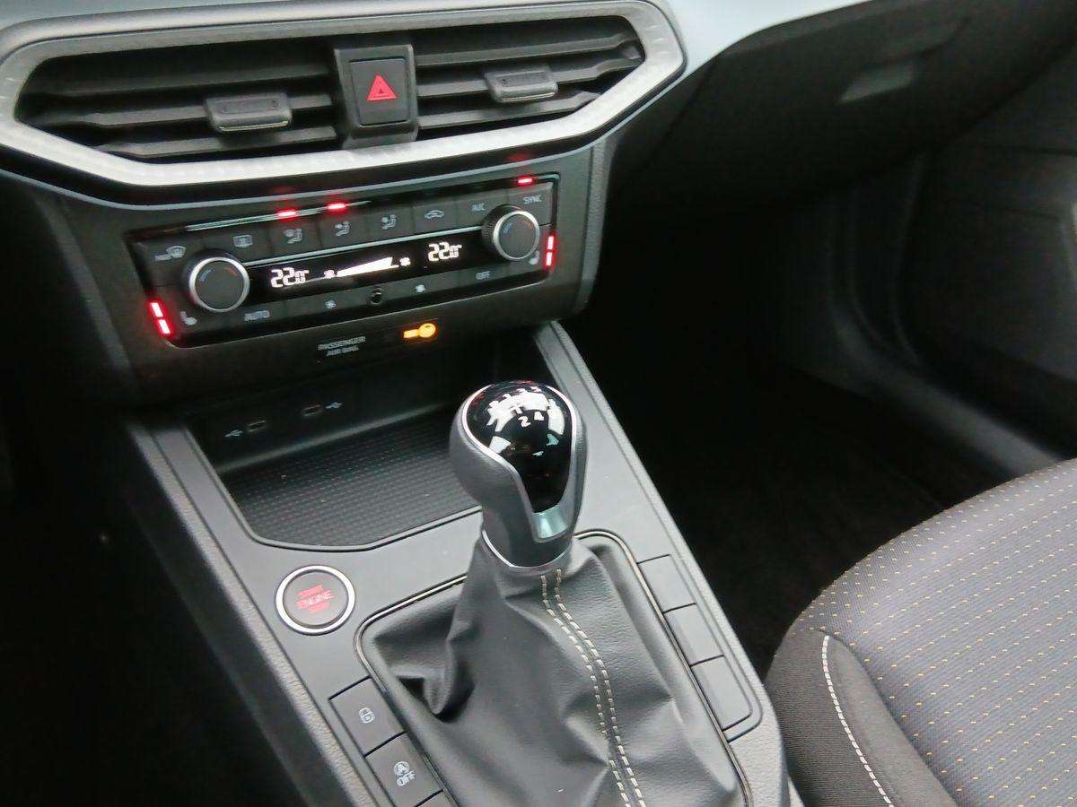 Fahrzeugbild eines SEAT Ibiza
