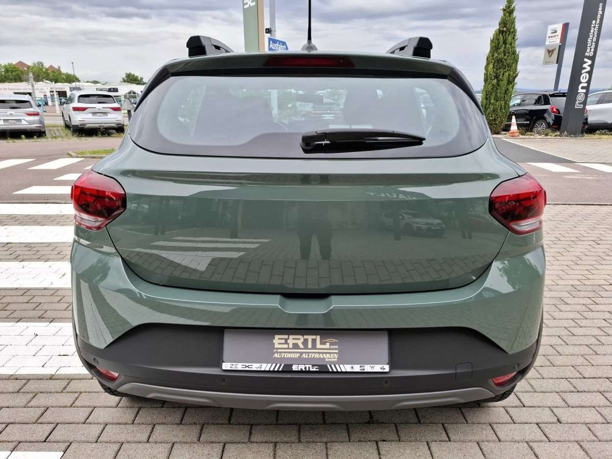 Fahrzeugbild eines Dacia Sandero