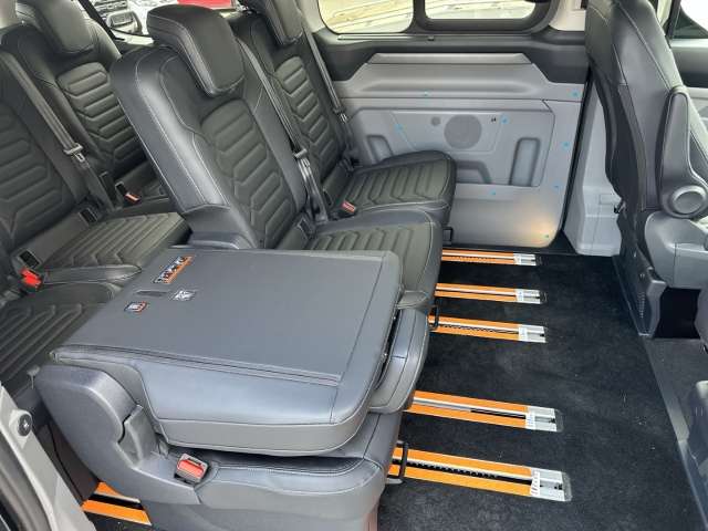 Fahrzeugbild eines Ford Tourneo Custom
