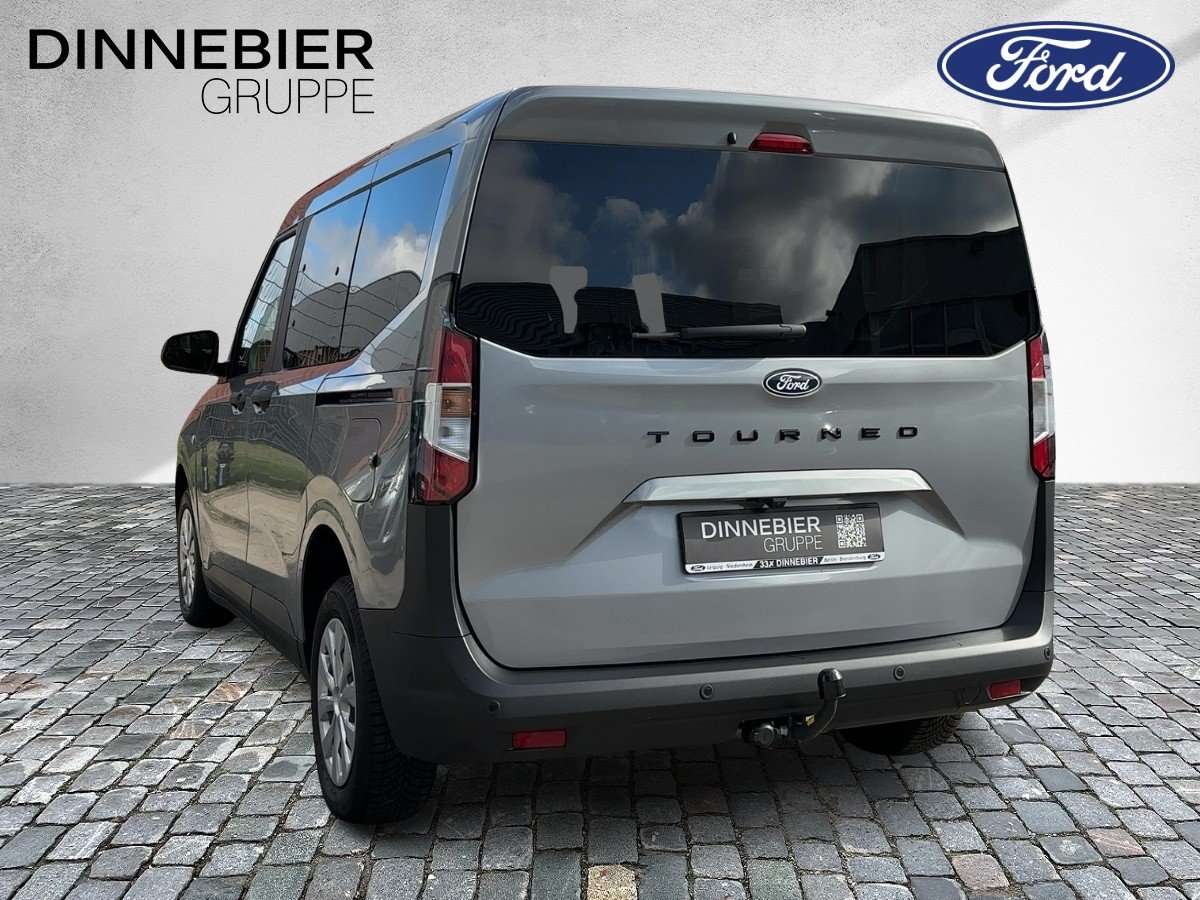 Fahrzeugbild eines Ford Tourneo Courier