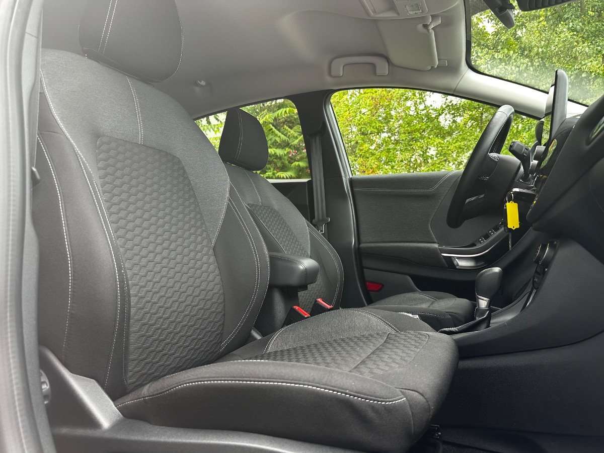 Fahrzeugbild eines Ford Puma