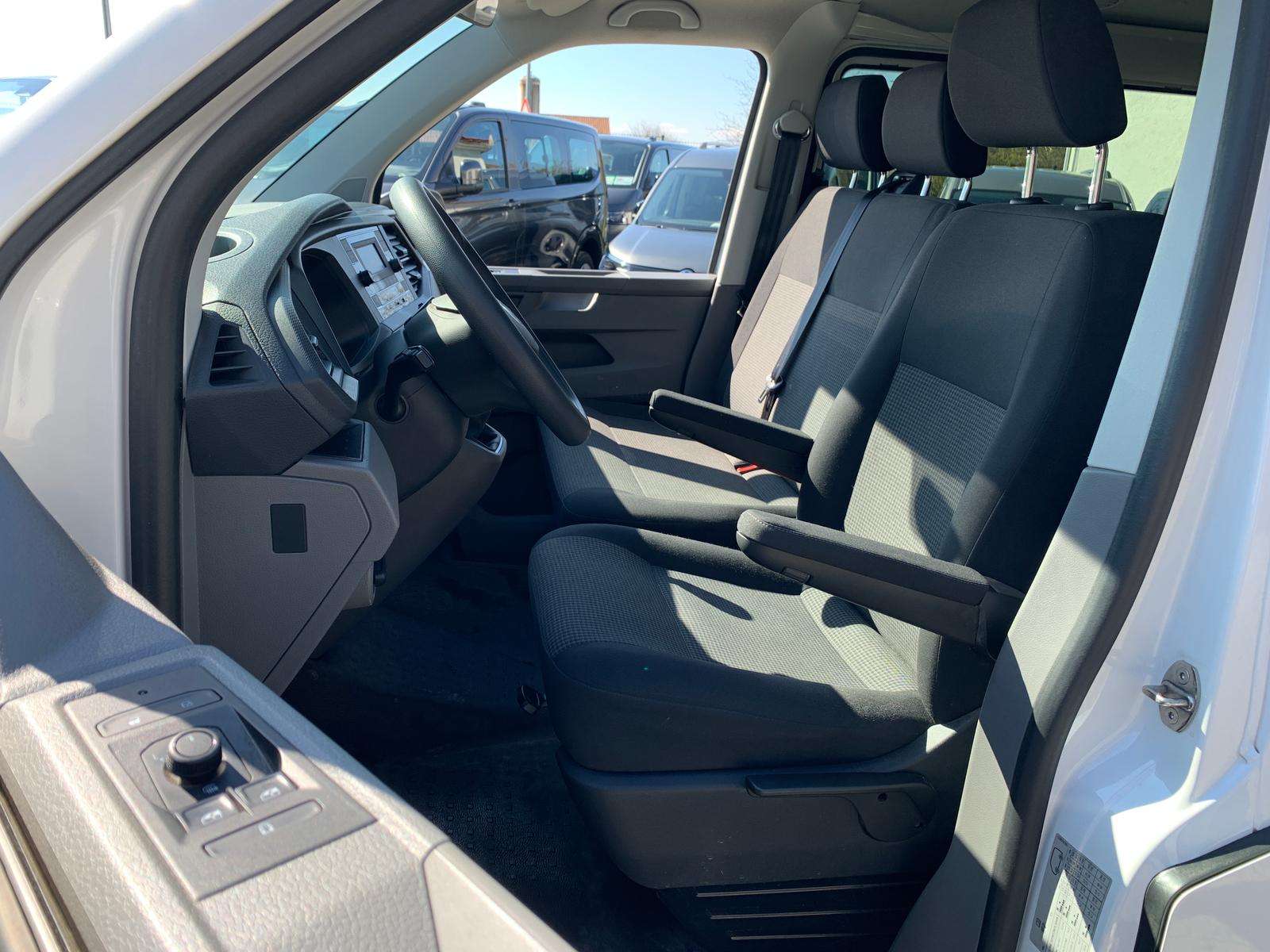 Fahrzeugbild eines Volkswagen Transporter