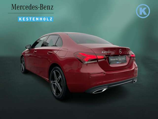 Fahrzeugbild eines Mercedes-Benz A-Klasse