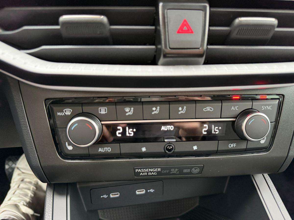 Fahrzeugbild eines SEAT Ibiza