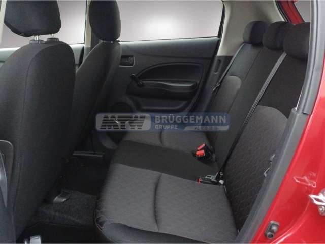 Fahrzeugbild eines Mitsubishi Space Star