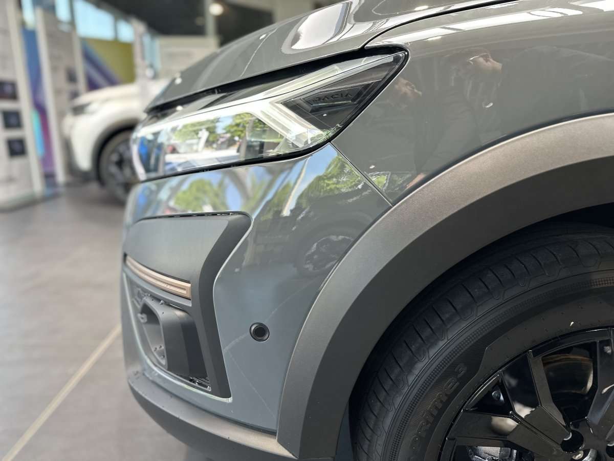 Fahrzeugbild eines Dacia Jogger