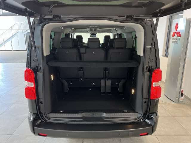 Fahrzeugbild eines Opel Zafira Life