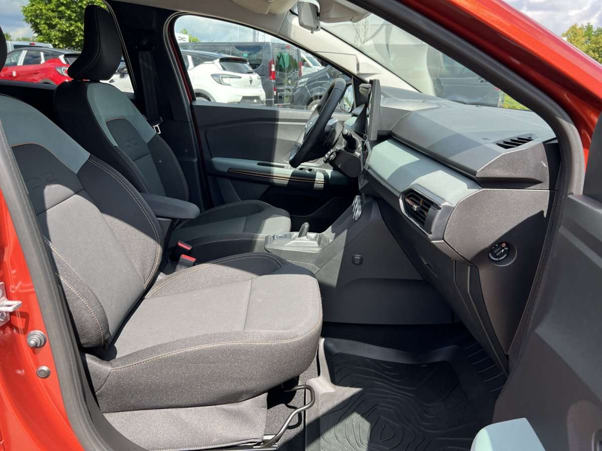 Fahrzeugbild eines Dacia Jogger