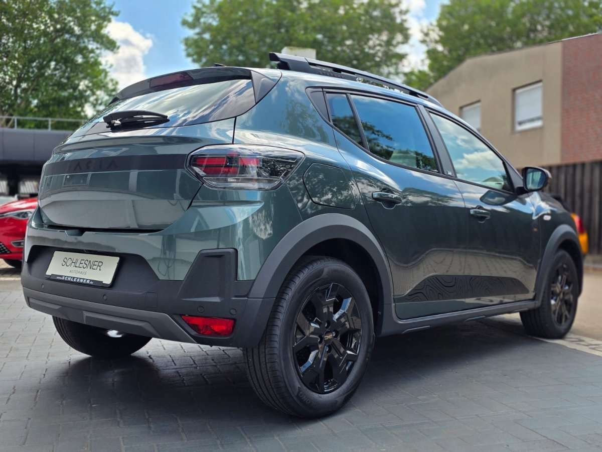 Fahrzeugbild eines Dacia Sandero