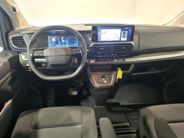 Fahrzeugbild eines Citroën SpaceTourer
