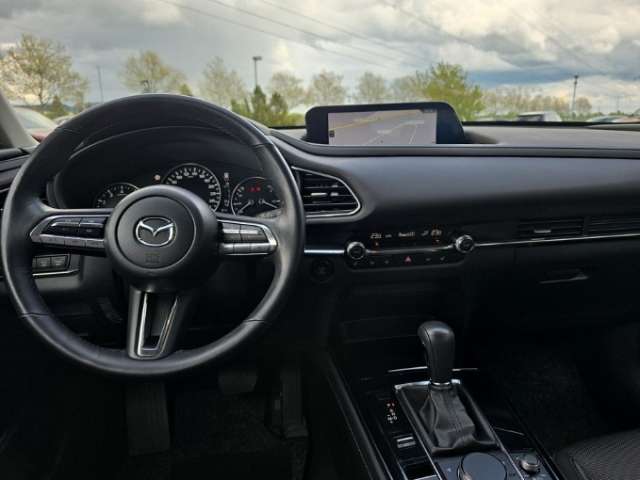 Fahrzeugbild eines Mazda CX-30