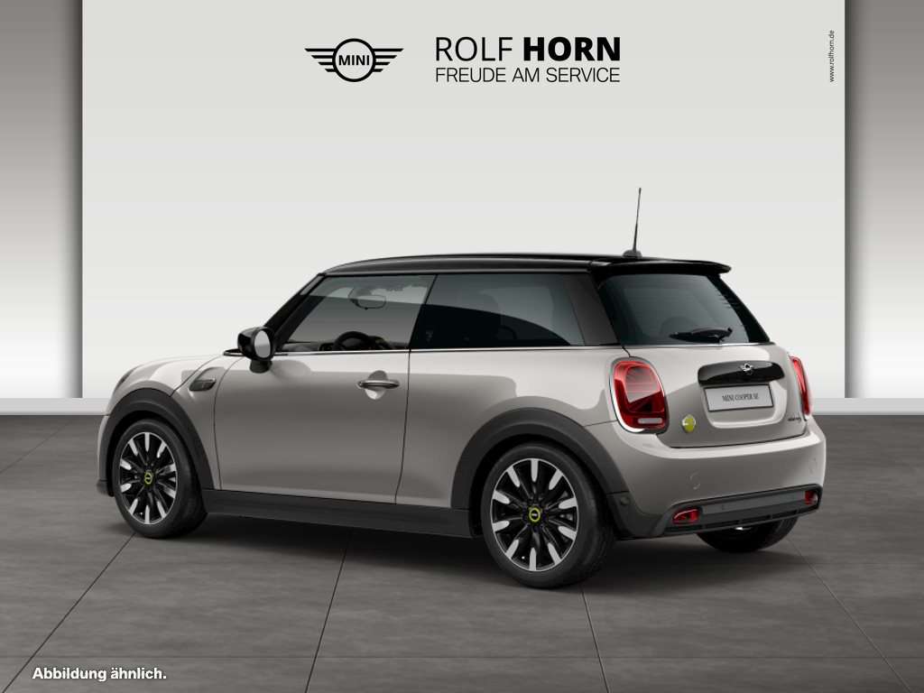 Fahrzeugbild eines MINI COOPER SE