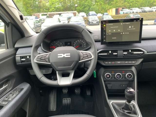 Fahrzeugbild eines Dacia Sandero