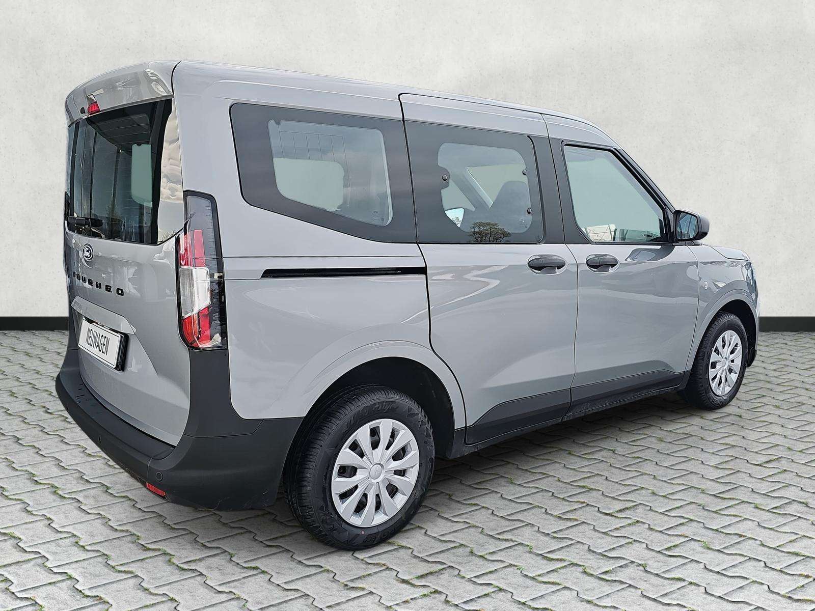 Fahrzeugbild eines Ford Tourneo Courier