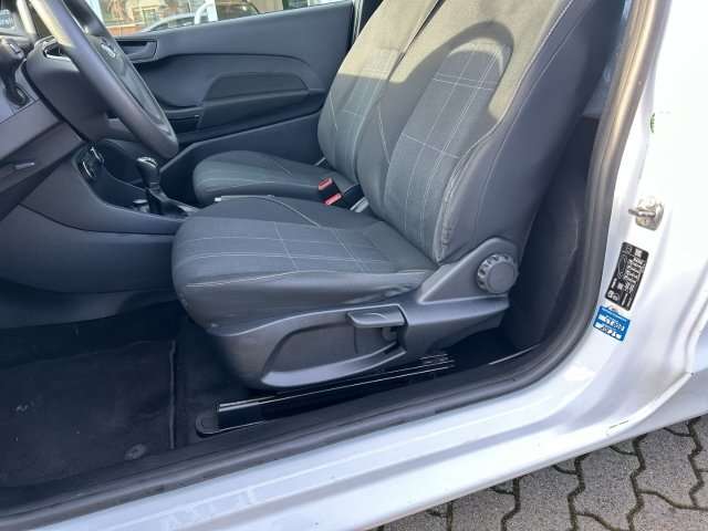 Fahrzeugbild eines Ford Fiesta