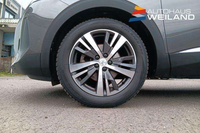 Fahrzeugbild eines Peugeot 5008