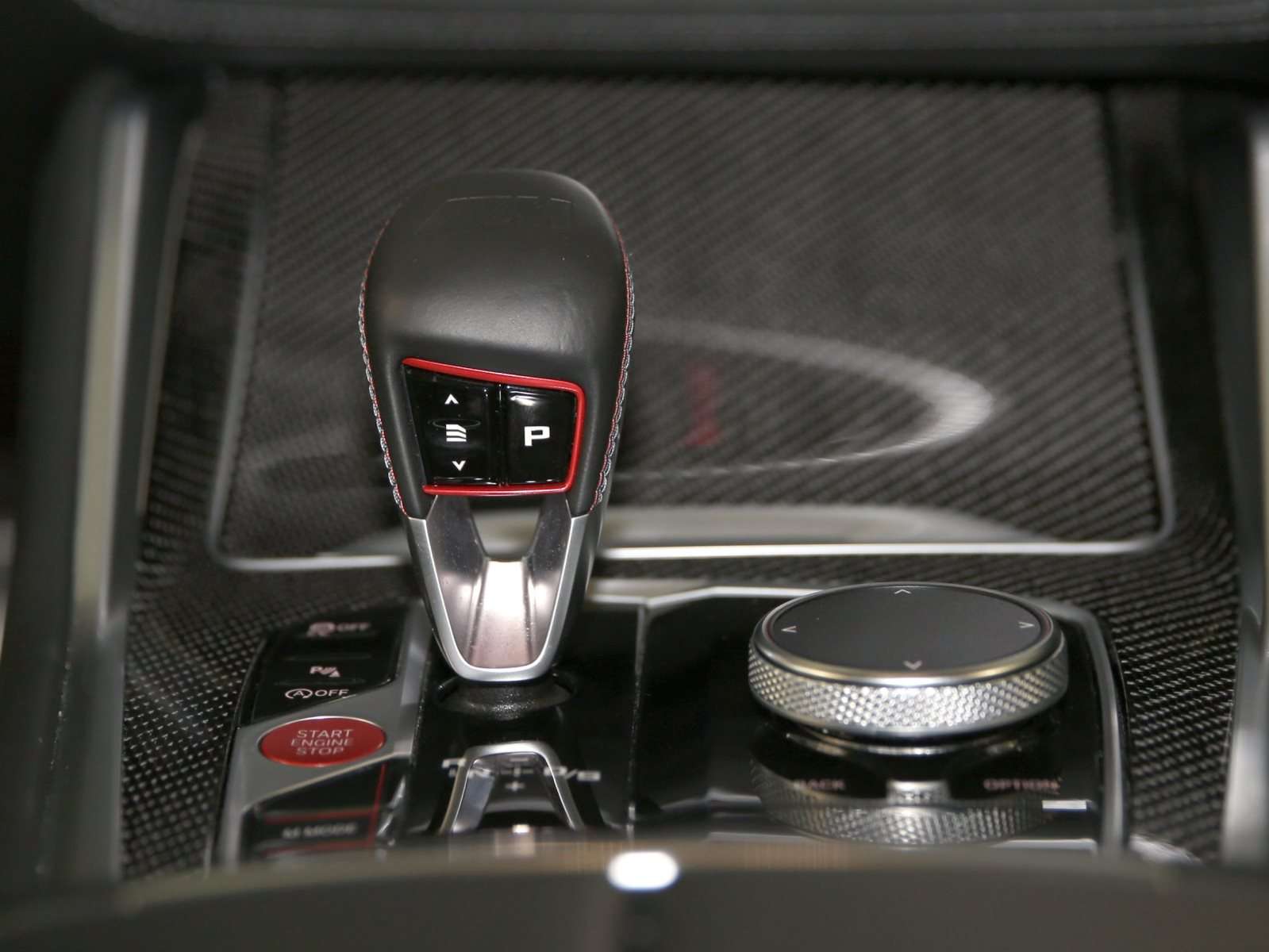 Fahrzeugbild eines BMW X6