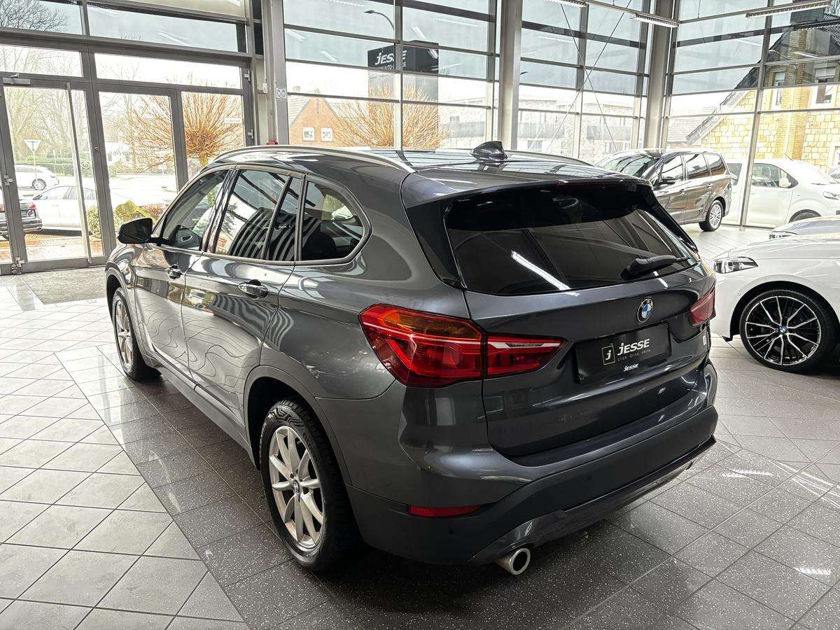 Fahrzeugbild eines BMW X1