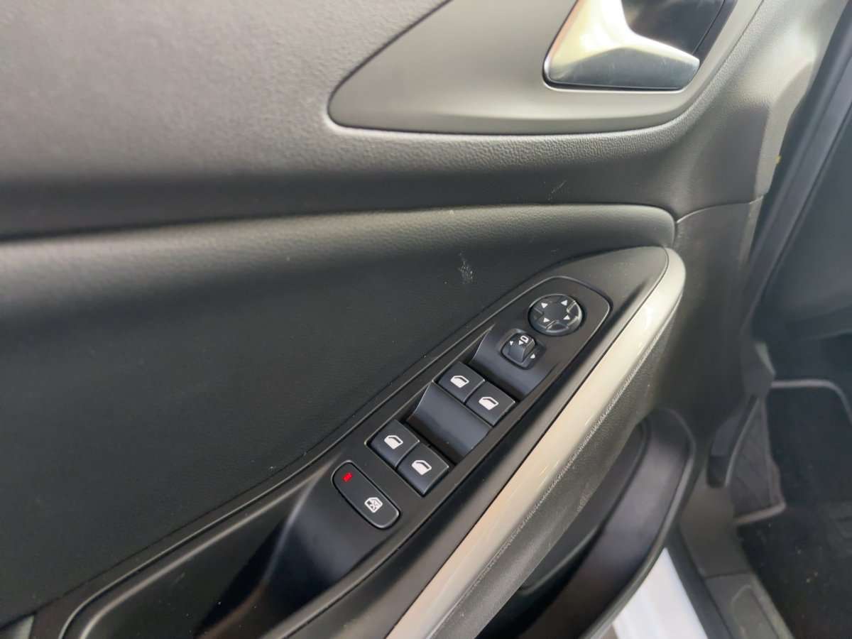 Fahrzeugbild eines Opel Grandland X
