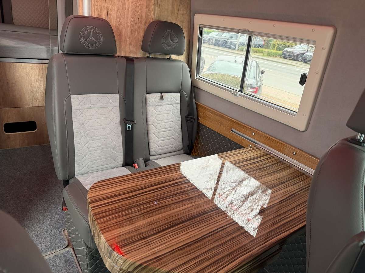 Fahrzeugbild eines Mercedes-Benz Sprinter