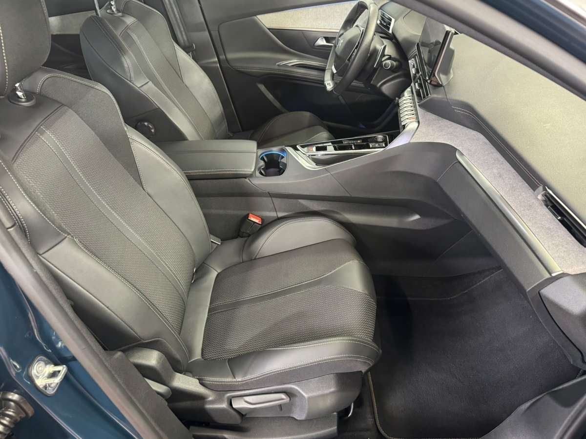 Fahrzeugbild eines Peugeot 3008