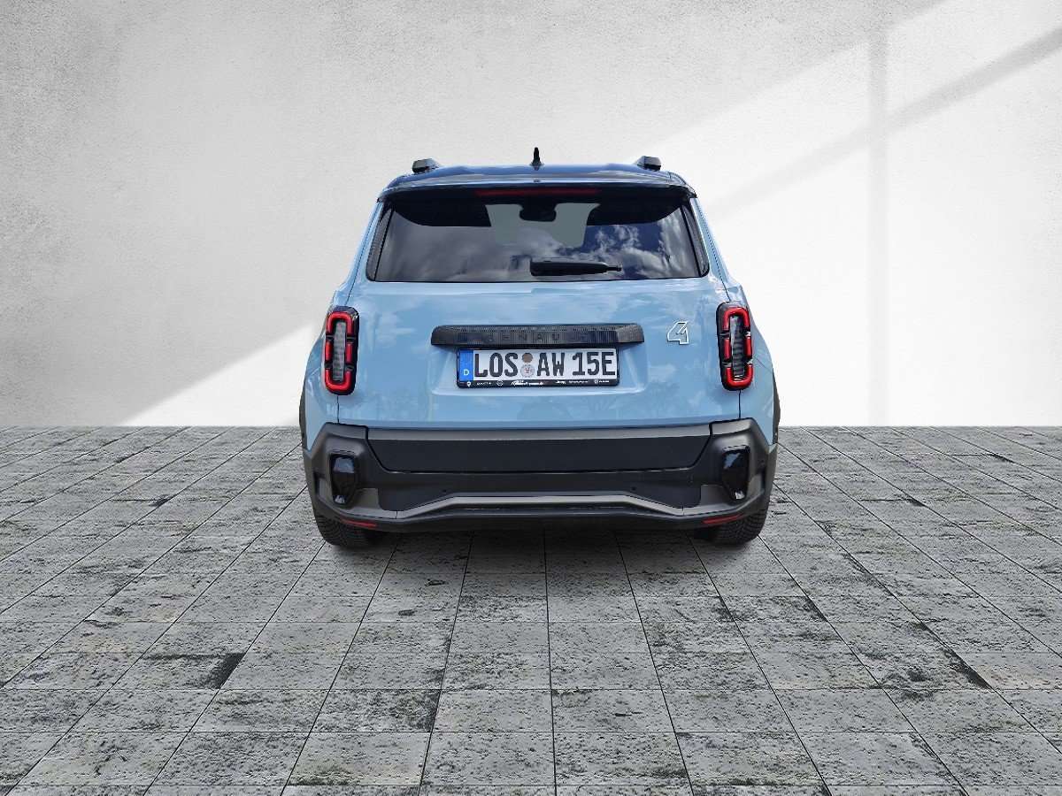 Fahrzeugbild eines Renault 4 E-TECH