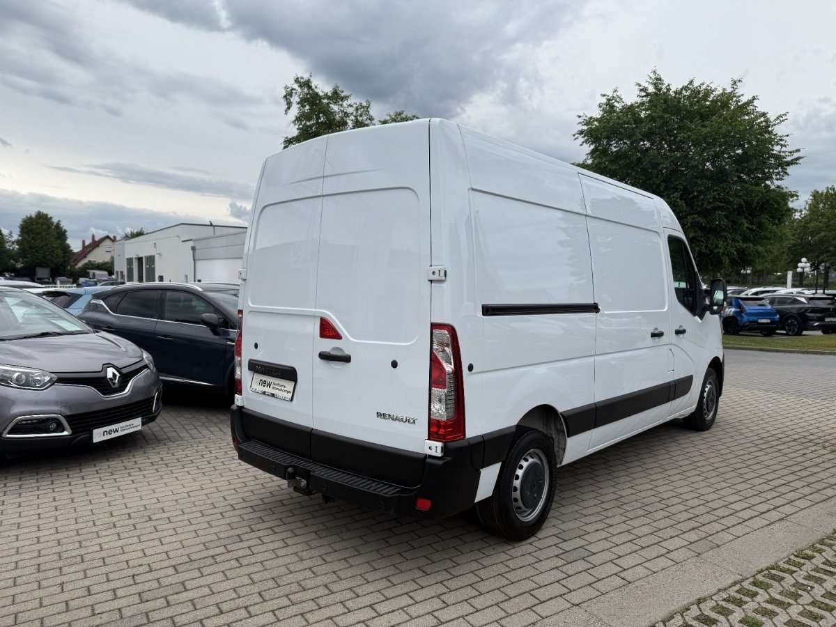 Fahrzeugbild eines Renault Master