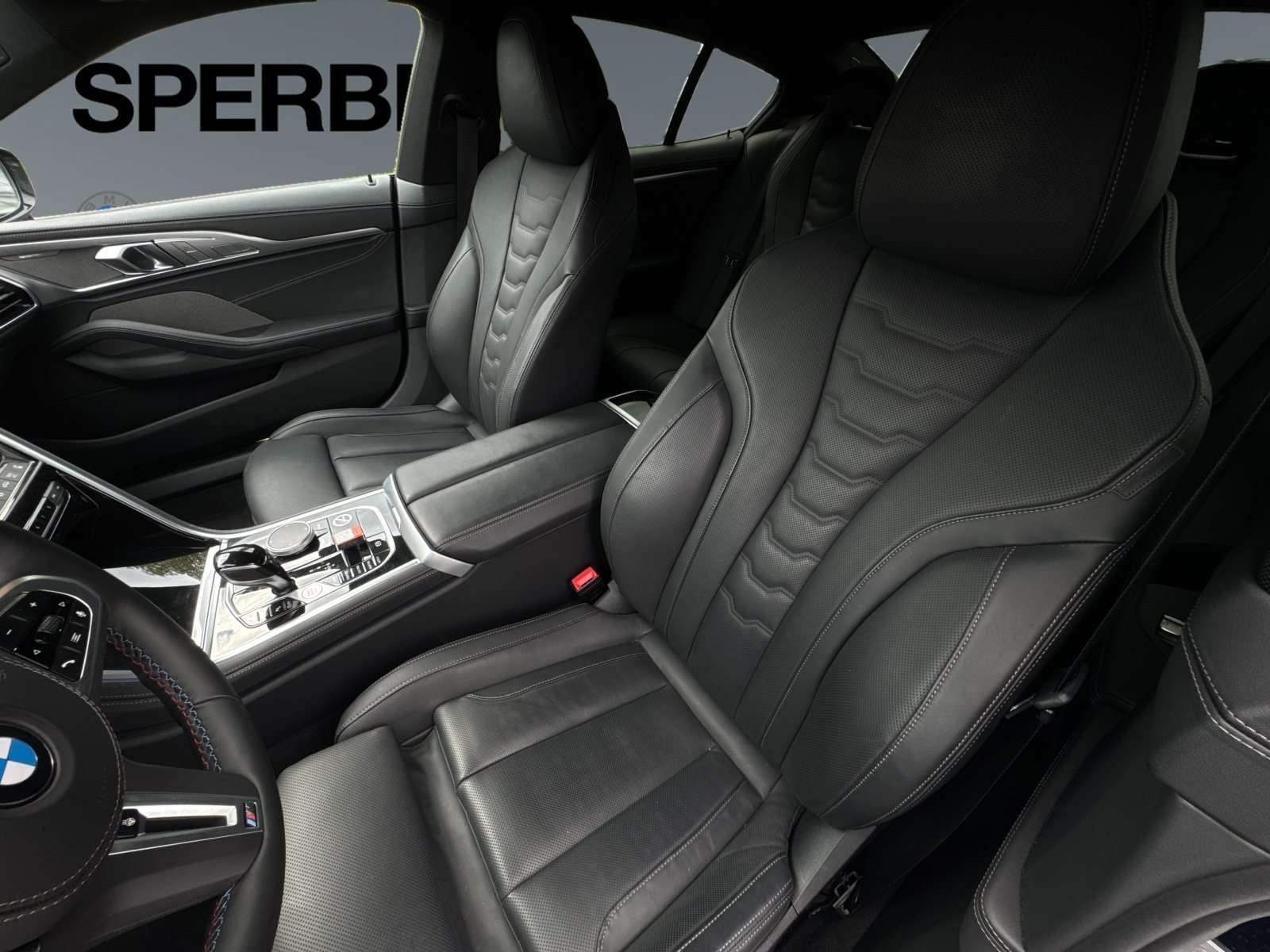 Fahrzeugbild eines BMW 8er-Reihe