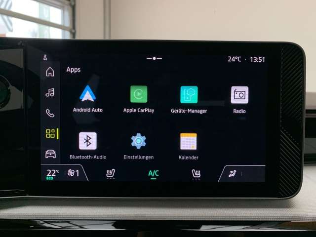 Fahrzeugbild eines Renault 5 E-TECH