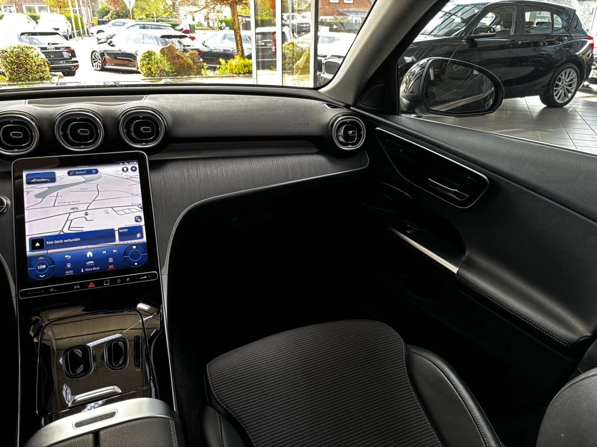 Fahrzeugbild eines Mercedes-Benz C-Klasse
