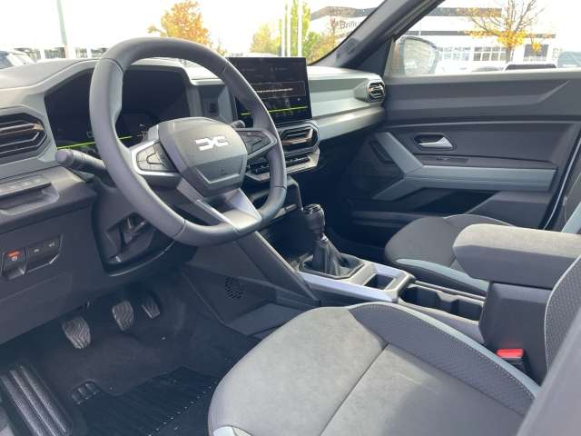 Fahrzeugbild eines Dacia Bigster