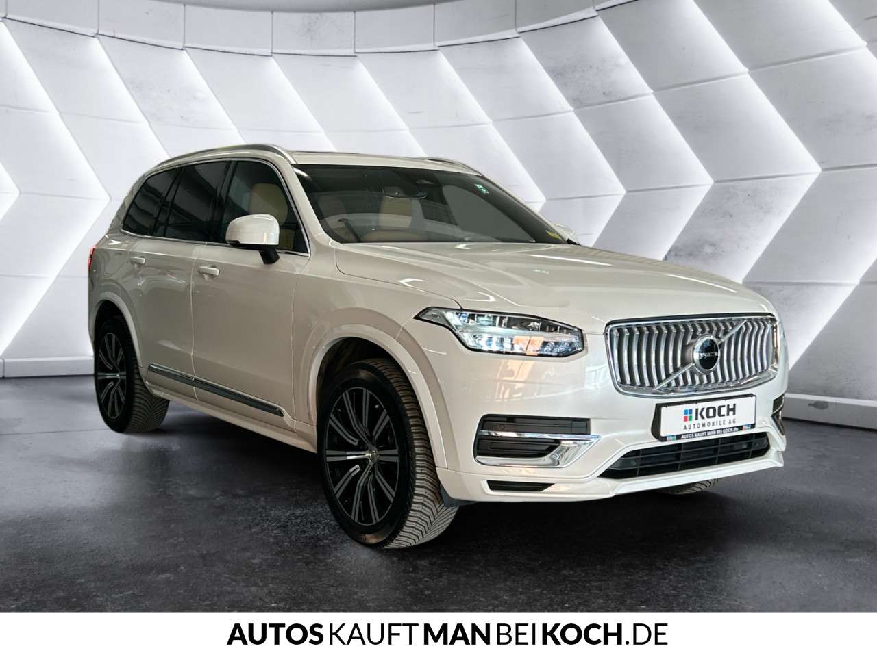 Fahrzeugbild eines Volvo XC90